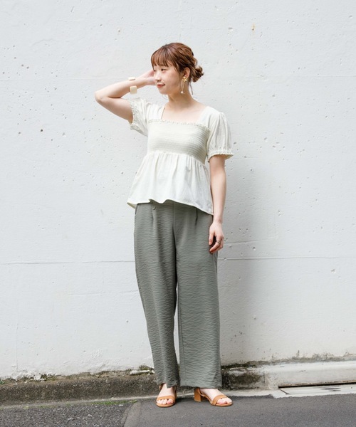 flower（フラワー）の「サマーフラワーズトップ（シャツ/ブラウス・レディース・アイボリー/ラベンダー・FREE）」の7枚目の写真