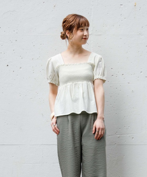 flower（フラワー）の「サマーフラワーズトップ（シャツ/ブラウス・レディース・アイボリー/ラベンダー・FREE）」の8枚目の写真