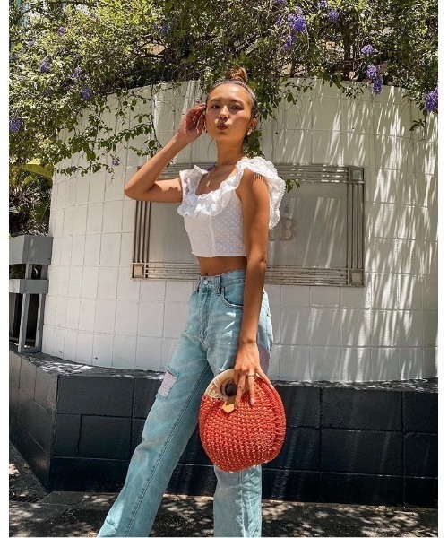 florist(フローリスト)の「ころんと丸い雑材カゴバッグ(ハンドバッグ・レディース・ホワイト/レッド/パープル/ブラウン/カーキ/ベージュ・FREE)」の6枚目の写真