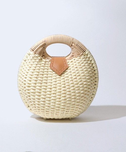 florist(フローリスト)の「ころんと丸い雑材カゴバッグ(ハンドバッグ・レディース・ホワイト/レッド/パープル/ブラウン/カーキ/ベージュ・FREE)」の2枚目の写真