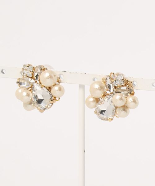 MAYGLOBE（メイグローブ）の「MAYGLOBE Veil / コットンパールビジューモチーフイヤリング（イヤリング・レディース・シルバー/ゴールド・FREE）」の9枚目の写真