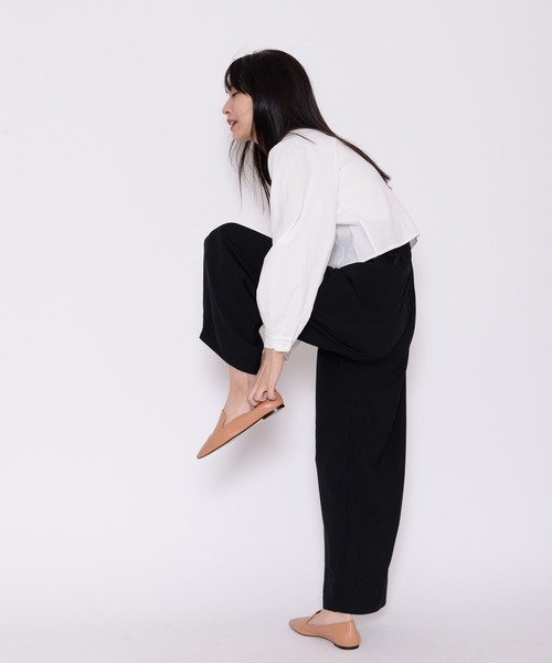 ECRIRE(エクリール)の「ギャザーリラックスパンツ(その他パンツ・レディース・ブラック/ダークブラウン・フリー)」の10枚目の写真