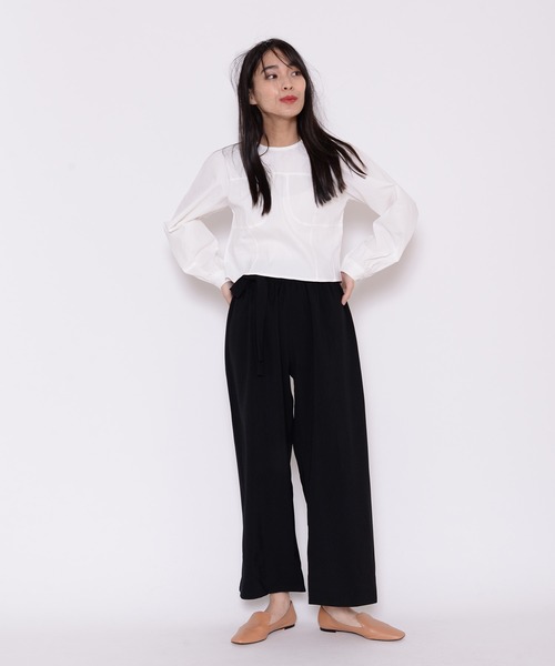 ECRIRE(エクリール)の「ギャザーリラックスパンツ(その他パンツ・レディース・ブラック/ダークブラウン・フリー)」の14枚目の写真