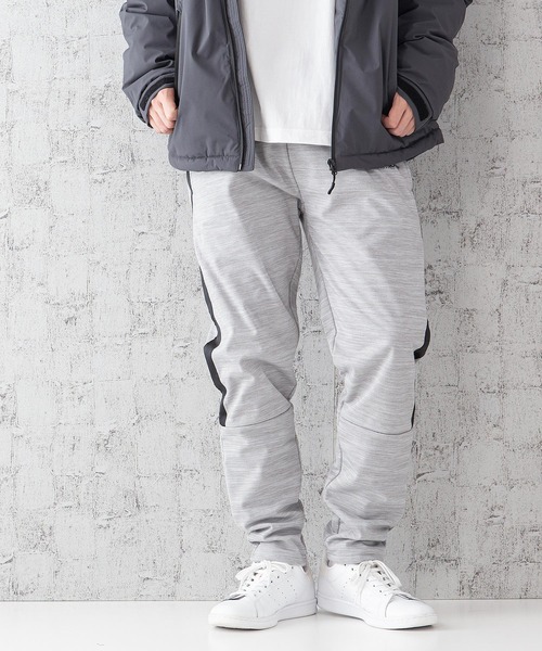 OUTDOOR PRODUCTS(アウトドアプロダクツ)の「【OUTDOOR PRODUCTS】防風裏フリース ストレッチジョガーパンツ サイドライン入り テーパードシルエット(スウェットパンツ・メンズ・チャコールグレー/グレー/スミクロ/ブラック・MEDIUM/X-LARGE/LARGE/SMALL)」の1枚目の写真