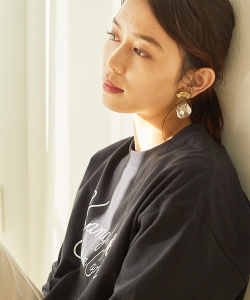 KANGOL EXTRA COMFORT(カンゴールエクストラコンフォート)の「BIGロゴ ベーシックロングTシャツ(Tシャツ/カットソー・レディース・クリーム/ライトベージュ/オフホワイト/サックスブルー/ブラック/チャコールグレー・LL/M/L)」の14枚目の写真