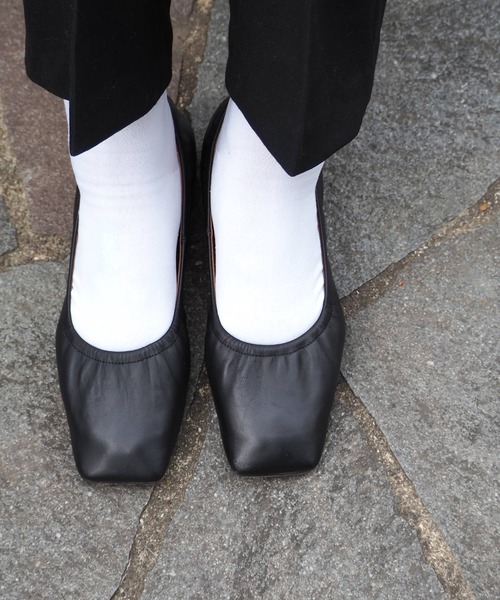 Daniella&GEMMA（ダニエラアンドジェマ）の「スクエアトゥキトゥンヒールパンプス（パンプス・レディース・パープル/ブラック/ベージュ/アイボリー・37/39/38/36/35）」の7枚目の写真