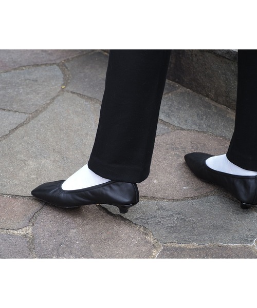 Daniella&GEMMA（ダニエラアンドジェマ）の「スクエアトゥキトゥンヒールパンプス（パンプス・レディース・パープル/ブラック/ベージュ/アイボリー・37/39/38/36/35）」の9枚目の写真