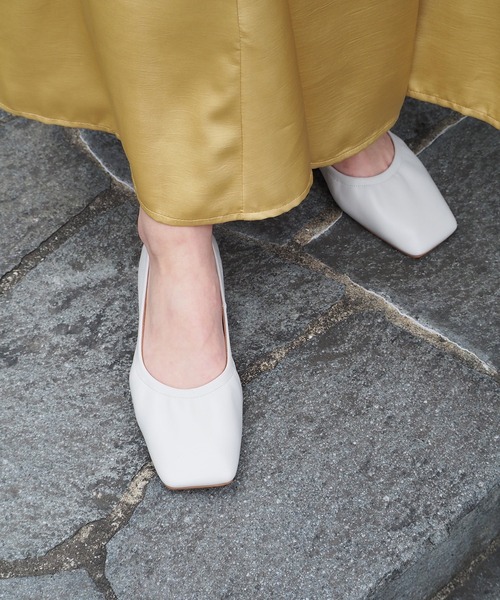 Daniella&GEMMA（ダニエラアンドジェマ）の「スクエアトゥキトゥンヒールパンプス（パンプス・レディース・パープル/ブラック/ベージュ/アイボリー・37/39/38/36/35）」の18枚目の写真