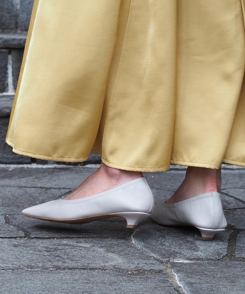 Daniella&GEMMA（ダニエラアンドジェマ）の「スクエアトゥキトゥンヒールパンプス（パンプス・レディース・パープル/ブラック/ベージュ/アイボリー・37/39/38/36/35）」の13枚目の写真