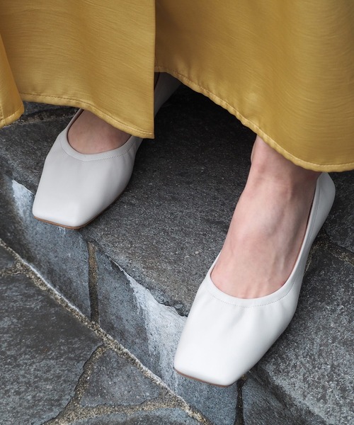 Daniella&GEMMA（ダニエラアンドジェマ）の「スクエアトゥキトゥンヒールパンプス（パンプス・レディース・パープル/ブラック/ベージュ/アイボリー・37/39/38/36/35）」の16枚目の写真