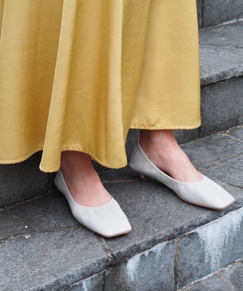 Daniella&GEMMA（ダニエラアンドジェマ）の「スクエアトゥキトゥンヒールパンプス（パンプス・レディース・パープル/ブラック/ベージュ/アイボリー・37/39/38/36/35）」の15枚目の写真