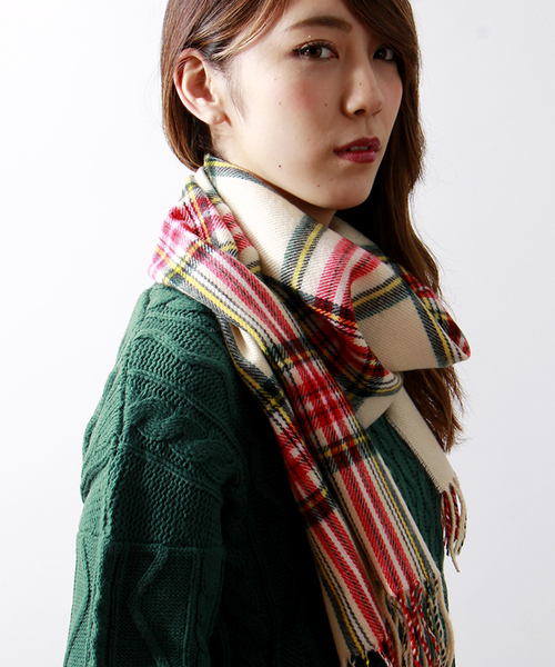 WEGO（ウィゴー）の「WEGO/チェックマフラー（マフラー・メンズ・ホワイト/ホワイト系その他/ブラック/グレー/グリーン/ブルー/ピンク/レッド/レッド系その他/ワイン・FREE）」の3枚目の写真