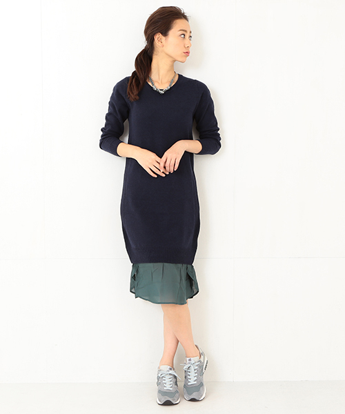 Ray BEAMS（レイビームス）の「Ray BEAMS / 裾切り替え ニットロングワンピース（ワンピース・レディース・シルバー/ネイビー・ONE SIZE）」の22枚目の写真