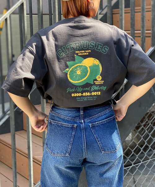 PBLIM(ページボーイリム)の「【PAGEBOYLIM】フルーツショップT(Tシャツ/カットソー・レディース・オートミール/チャコール・MEDIUM/LARGE)」の2枚目の写真