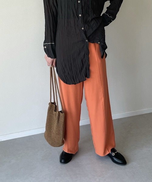 y/m by misato（イムバイミサト）の「テロトラウザーパンツ（スラックス・レディース・ブラック/グリーン/オレンジ/ベージュ・FREE）」の9枚目の写真