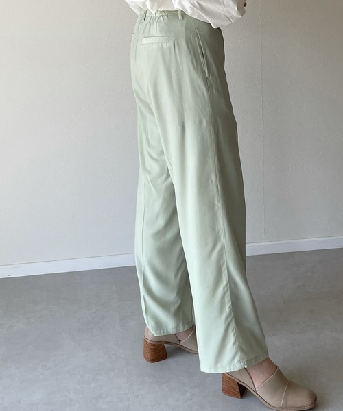 y/m by misato（イムバイミサト）の「テロトラウザーパンツ（スラックス・レディース・ブラック/グリーン/オレンジ/ベージュ・FREE）」の21枚目の写真