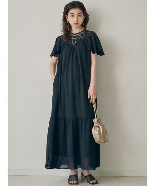 LAGUNAMOON(ラグナムーン)の「LADY巾着サテンBAG(ハンドバッグ・レディース・ゴールド・FREE)」の6枚目の写真