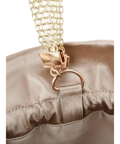 LAGUNAMOON(ラグナムーン)の「LADY巾着サテンBAG(ハンドバッグ・レディース・ゴールド・FREE)」の2枚目の写真