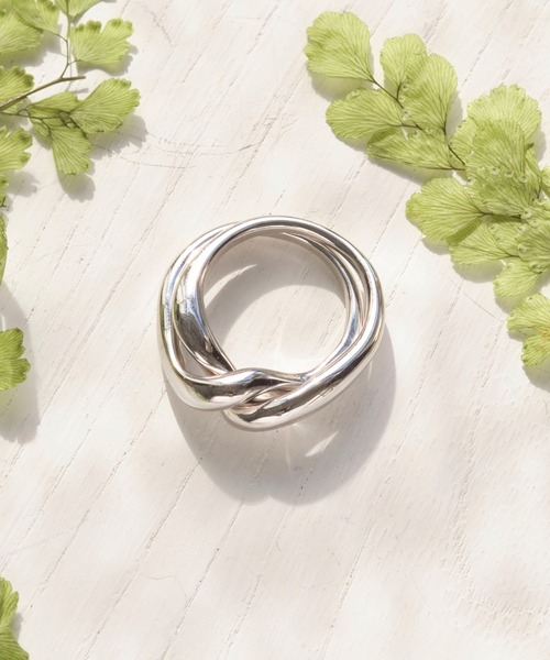 Phoebe(フィービィー)の「リンクアップリング(リング・レディース・シルバー/ゴールド・FREE)」の3枚目の写真