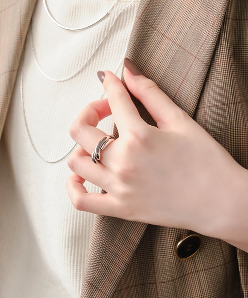 Phoebe(フィービィー)の「リンクアップリング(リング・レディース・シルバー/ゴールド・FREE)」の15枚目の写真