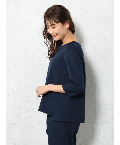 Perfect Suit FActory（パーフェクトスーツファクトリー）の「リネンライク　麻調　セットアップ　ブラウス　ネイビー/グレー（Tシャツ/カットソー・レディース・ネイビー/ライトグレー・L/M）」の5枚目の写真