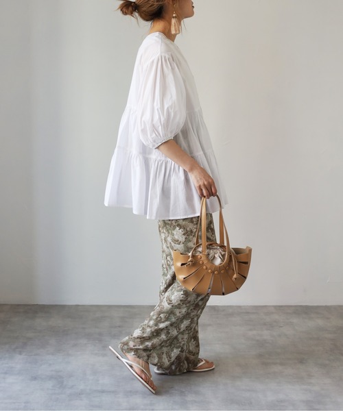 4youstory（フォーユーストーリー）の「2wayティアードチュニック（シャツ/ブラウス・レディース・オフホワイト/ブラック/モカ/ライトベージュ/ブルー・MEDIUM）」の7枚目の写真