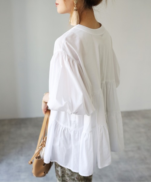 4youstory（フォーユーストーリー）の「2wayティアードチュニック（シャツ/ブラウス・レディース・オフホワイト/ブラック/モカ/ライトベージュ/ブルー・MEDIUM）」の8枚目の写真