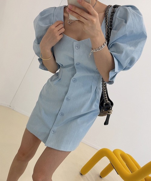 Jasmine Grandiflorum（ジャスミングランディフローラム）の「【Jasmine】スクエアネック パワショル ミニワンピース (SS)（ワンピース・レディース・ホワイト/ブラック/ブルー・SMALL/LARGE/MEDIUM）」の4枚目の写真
