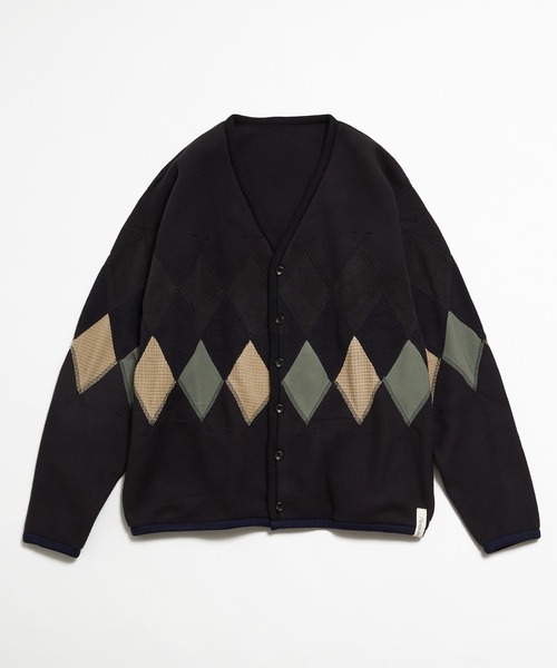 AlexanderLeeChang（アレキサンダーリーチャン）の「AlexanderLeeChang アレキサンダーリーチャン / ARGYLE FLEECE CARDIGAN アーガイルフリースカーディガン / AC032103（カーディガン/ボレロ・メンズ・サンドベージュ/ブラック・3/2）」の11枚目の写真