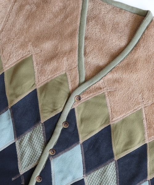 AlexanderLeeChang（アレキサンダーリーチャン）の「AlexanderLeeChang アレキサンダーリーチャン / ARGYLE FLEECE CARDIGAN アーガイルフリースカーディガン / AC032103（カーディガン/ボレロ・メンズ・サンドベージュ/ブラック・3/2）」の20枚目の写真