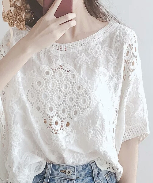 emi+(エミプラス)の「5分袖ルーズシルエット刺繍ブラウス(シャツ/ブラウス・レディース・ホワイト/ブラック/ブラック系その他・FREE)」の1枚目の写真