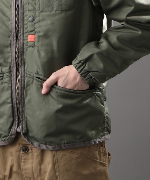 AVIREX(アヴィレックス)の「ミリタリー ジップ カーディガン / MILITARY ZIP CARDIGAN / アヴィレックス / AVIREX(ノーカラージャケット・メンズ・ブラック/セージグリーン/タン・MEDIUM/LARGE/X-LARGE/XX-LARGE)」の21枚目の写真