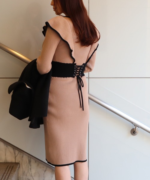 セール コルセット風ラッフルニットワンピース ワンピース Miia ミーア のファッション通販 Zozotown