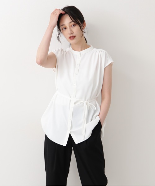 NATURAL BEAUTY BASIC（ナチュラルビューティーベーシック）の「フレンチスリーブチュニック（シャツ/ブラウス・レディース・ブラック/ブラウン/オフホワイト・MEDIUM/SMALL）」の2枚目の写真