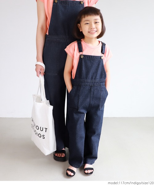 coca(coca)(コカ)の「キッズ 親子お揃いセミワイドデニムベイカーサロペット(サロペット/オーバーオール・キッズ・インディゴブルー・100/110/120/130)」の10枚目の写真