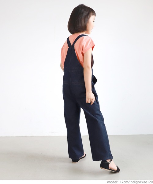 coca(coca)(コカ)の「キッズ 親子お揃いセミワイドデニムベイカーサロペット(サロペット/オーバーオール・キッズ・インディゴブルー・100/110/120/130)」の8枚目の写真
