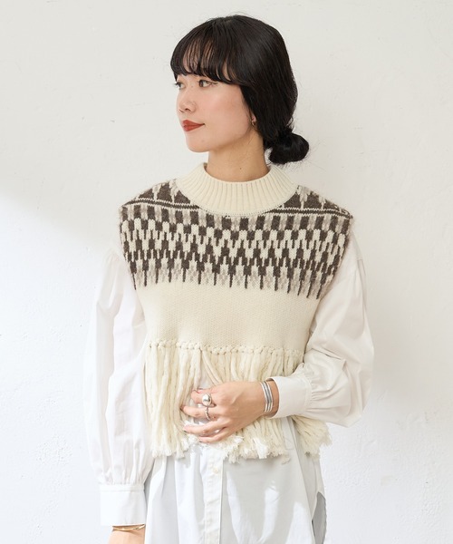 SHENERY（シーナリー）の「ノルディック柄フリンジベスト（ニット/セーター・レディース・ブラック/オフホワイト・FREE）」の3枚目の写真