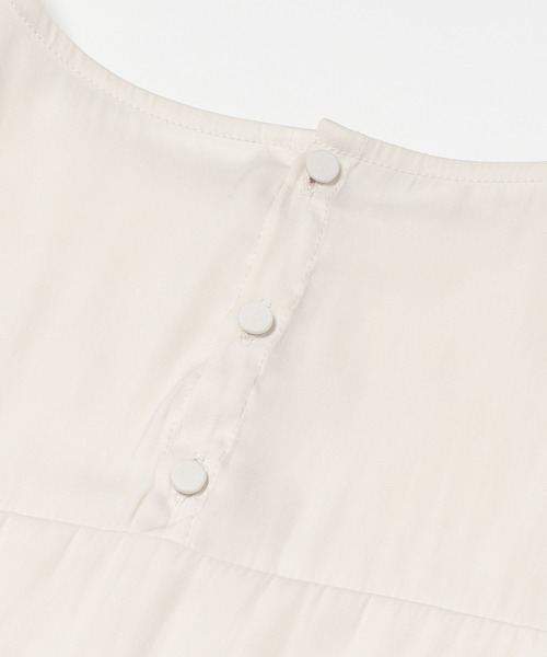 SENSE OF PLACE by URBAN RESEARCH（センスオブプレイスバイアーバンリサーチ）の「フリルカラーブラウス（シャツ/ブラウス・レディース・キャメル/ブラック/アイボリー・ONE）」の9枚目の写真