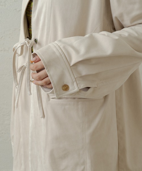 Kastane（カスタネ）の「フェイクスウェード紐付きジャケット（ノーカラージャケット・レディース・サックスブルー/アイボリー・FREE）」の4枚目の写真