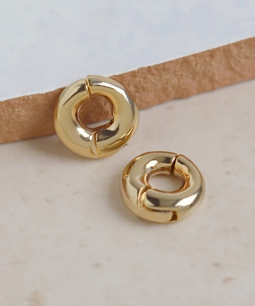 ANEMONE（アネモネ）の「メタルフープイヤリング（イヤリング・レディース・シルバー/ゴールド・FREE）」の2枚目の写真