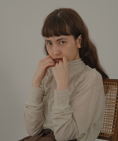 lawgy（ラウジー）の「mix sheer high neck knit（ニット/セーター・レディース・ブラウン/グリーン/アイボリー/ベージュ/ラベンダー・FREE）」の14枚目の写真