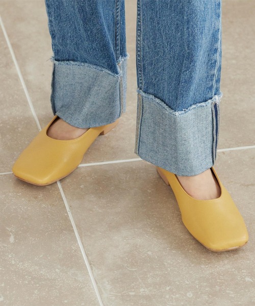 titivate（ティティベイト）の「ﾜｲﾄﾞｽｸｴｱﾄｩﾌﾗｯﾄﾊﾟﾝﾌﾟｽ（パンプス・レディース・イエロー/ブラウン/オリーブ/ブラック・S/M/L/LL）」の4枚目の写真