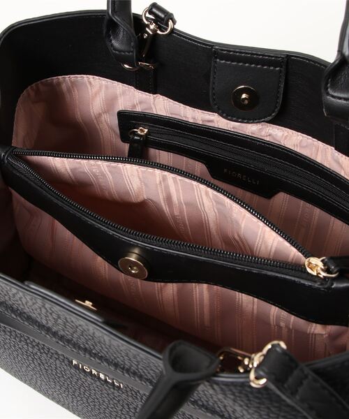 FIORELLI(フィオレッリ)の「【FIORELLI】AGATHA GRAB(ボストンバッグ・レディース・ブラック・FREE)」の4枚目の写真