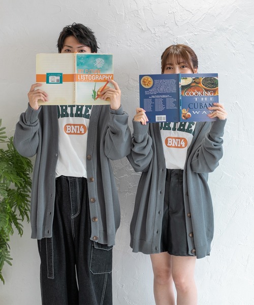 PairPair(ペアペア)の「ベーシックニットカーディガン(ユニセックス)(カーディガン/ボレロ・レディース・ブラック/ライトカーキ/ブラウン/グレイッシュブルー/マスタード・FREE)」の4枚目の写真