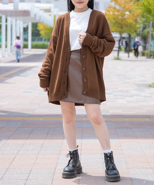 PairPair(ペアペア)の「ベーシックニットカーディガン(ユニセックス)(カーディガン/ボレロ・レディース・ブラック/ライトカーキ/ブラウン/グレイッシュブルー/マスタード・FREE)」の12枚目の写真