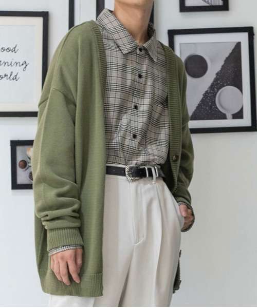 PairPair(ペアペア)の「ベーシックニットカーディガン(ユニセックス)(カーディガン/ボレロ・レディース・ブラック/ライトカーキ/ブラウン/グレイッシュブルー/マスタード・FREE)」の16枚目の写真