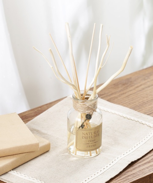 emesuelee（エメスーリー）の「ナチュラルディフューザー　１５０ｍｌ（ルームフレグランス/お香・レディース・A/B/C/D・フリー）」の3枚目の写真