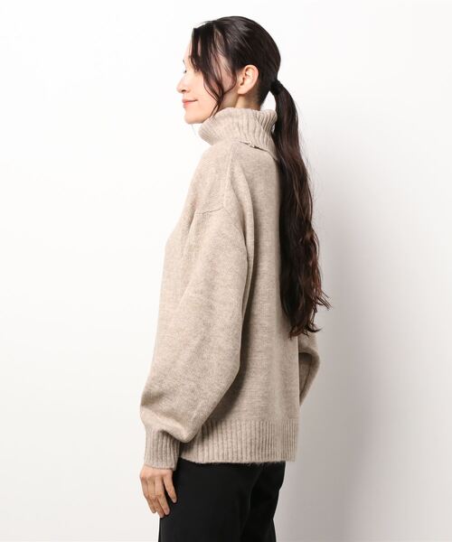 coca（coca）（コカ）の「＼新色登場／ヤク風ふんわりオフタートル（ニット/セーター・レディース・チャコールグレー/ベージュ/イエロー/ブルー/グレー/ブラック/ライトブルー・M/L）」の8枚目の写真