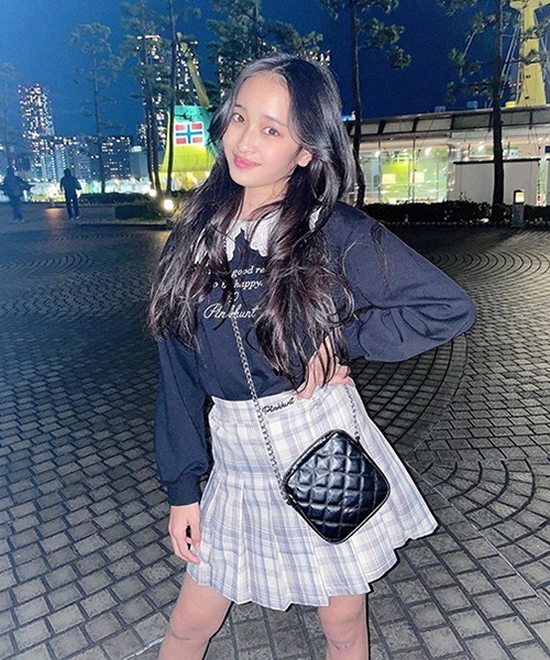 PINKHUNT（ピンクハント）の「PINKHUNT ビッグカラートレーナー 5962K #IG（スウェット・キッズ・ベージュ/ホワイト/ブラック・150cm/130cm/140cm/160cm/120cm）」の20枚目の写真