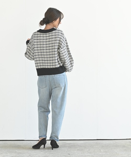 rps(アールピーエス)の「ツイードルックVネックニットプルオーバー(ニット/セーター・レディース・ブラック/ベージュ/オフホワイト・M)」の12枚目の写真